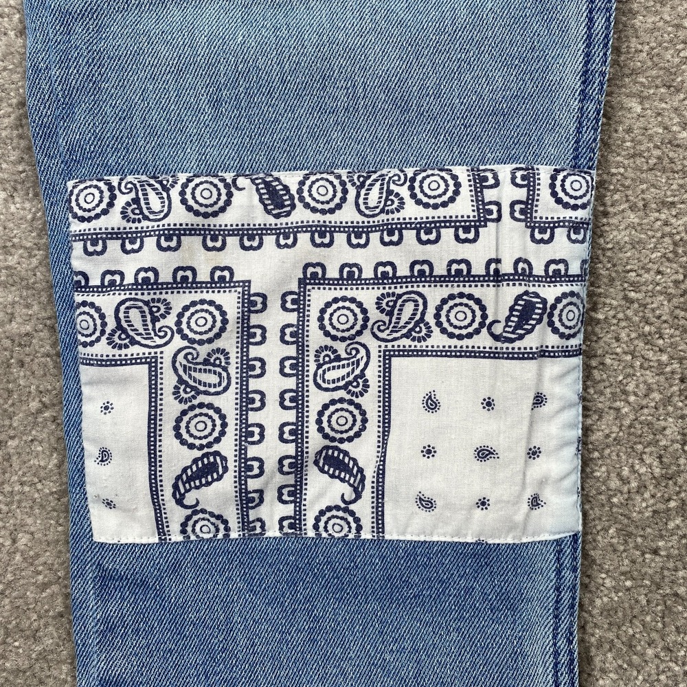 Hollister Ultra High Rise Patches Distressed Mom‎ Jeans Women's Size 0R Blue - Picture 5 of 12